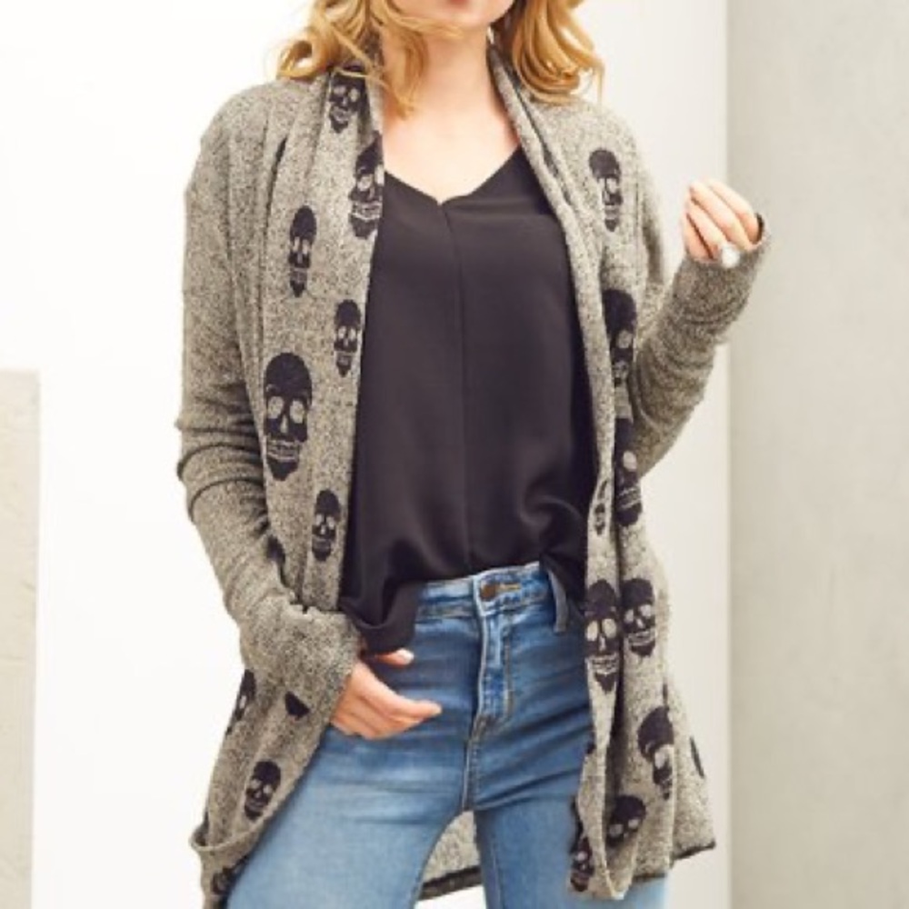 Casa Lee skull cardigan